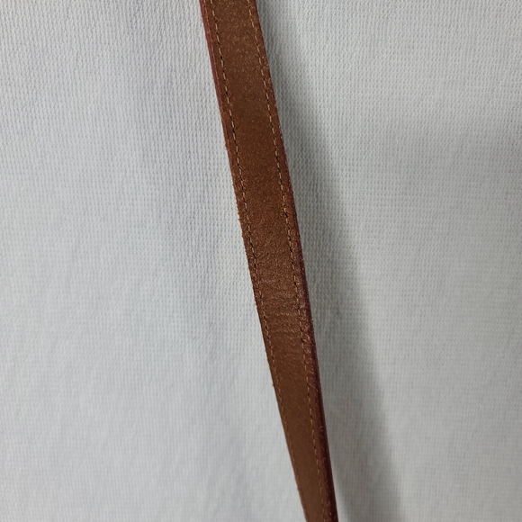 Vintage Dooney East West flap cream shoulder bag - Picture 14 of 15